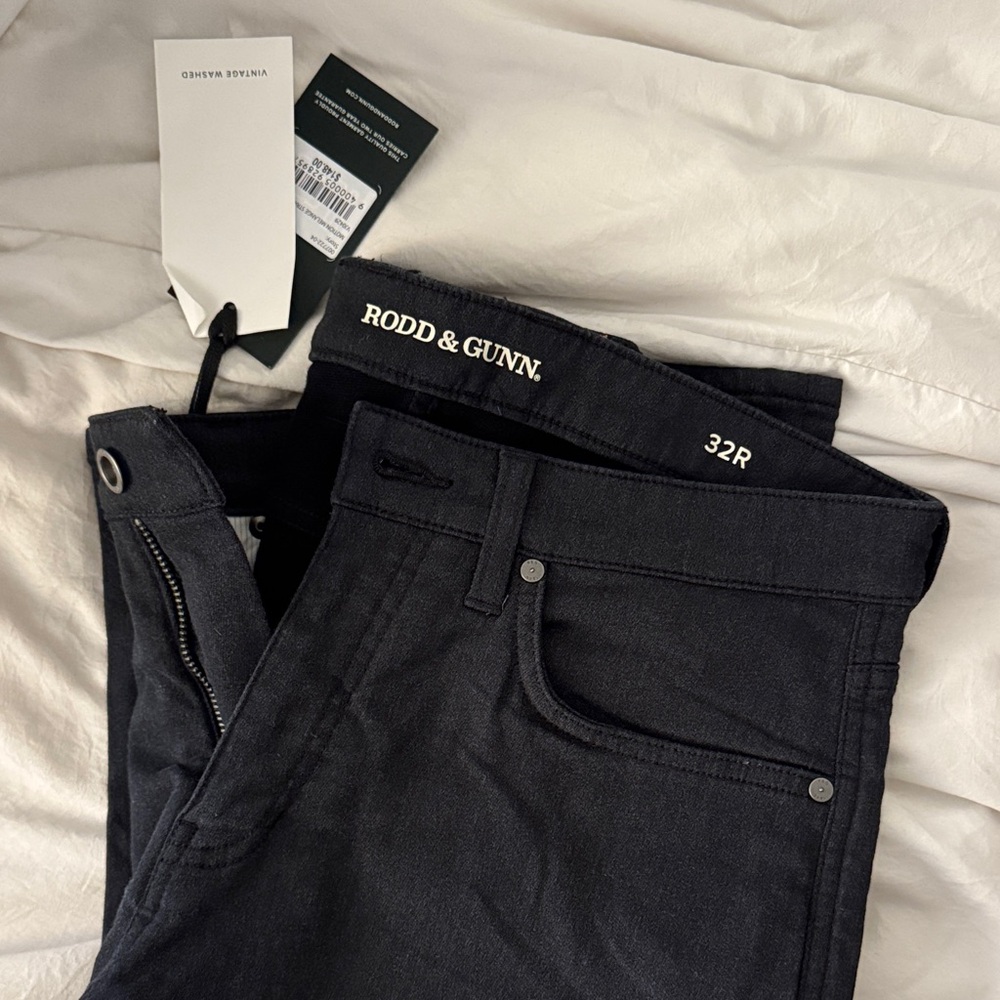 Rodd & Gunn Men's Dark Gray Slim Jeans